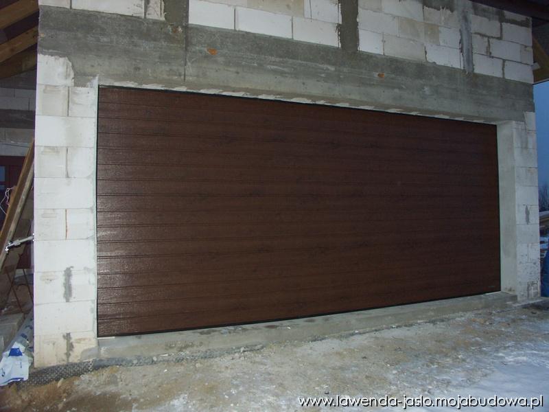 Brama garażowa segmentowa UniPro Multi 5000 x 2250 - Wiśniowski